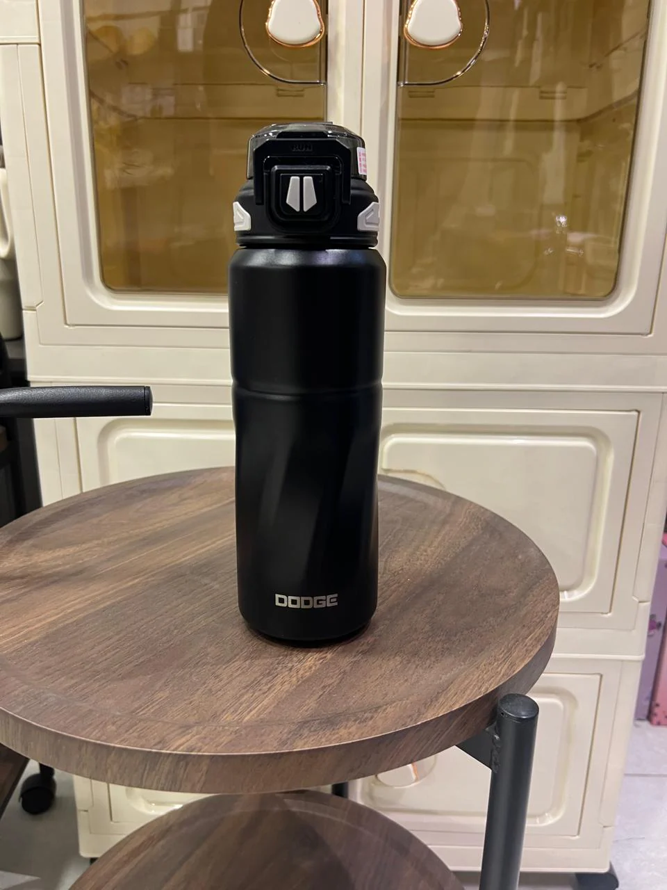Dodge 820ml Thermos Bottle - Image 8